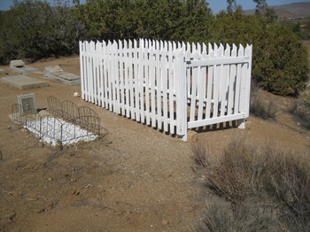 Taylor,   Connie gravesite