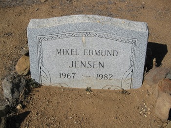Jensen, Mikel Edmund gravesite