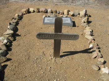 McKown,   Mark Edward gravesite