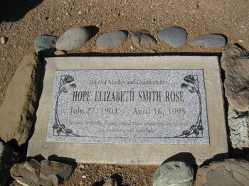 Rose,   Hope Elizabeth gravesite