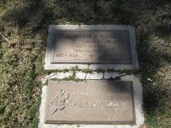 Odum,   Johnnie Thomas gravesite