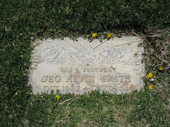 Smith,   Deo Alvin gravesite