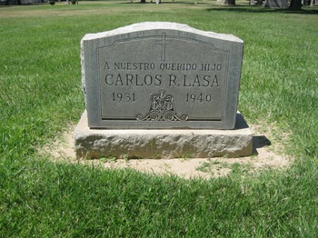 Lasa,   Carlos Ricardo gravesite