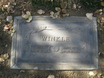 Winkle,   Lois B. gravesite