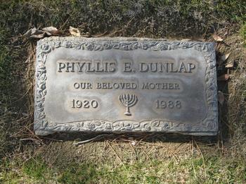 Dunlap,   Phyliss Elaine gravesite