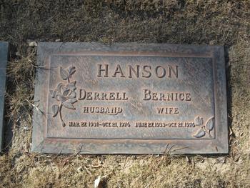 Hanson, Derrell gravesite