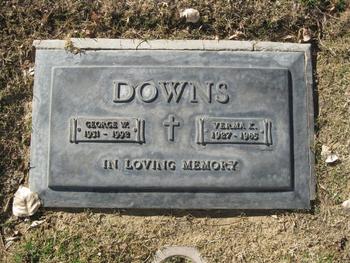 Downs,   Verma Katherine gravesite