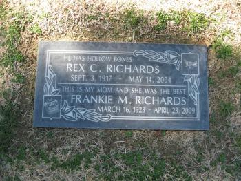 Richards,   Frankie M. gravesite