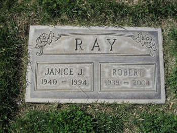 Ray,   Robert gravesite