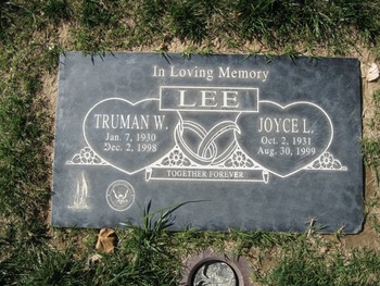 Lee,   Joyce L. gravesite