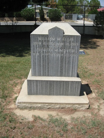 Ellis, William Warren gravesite