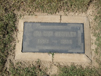 Duntley,   Ina May gravesite