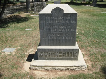 Martin,   Eleanor gravesite