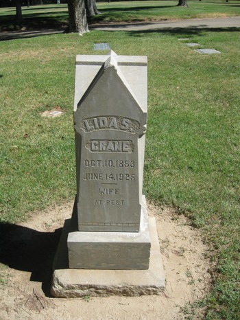 Crane,   Lida S gravesite