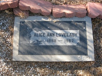 Lovelady,   Alice Ann gravesite